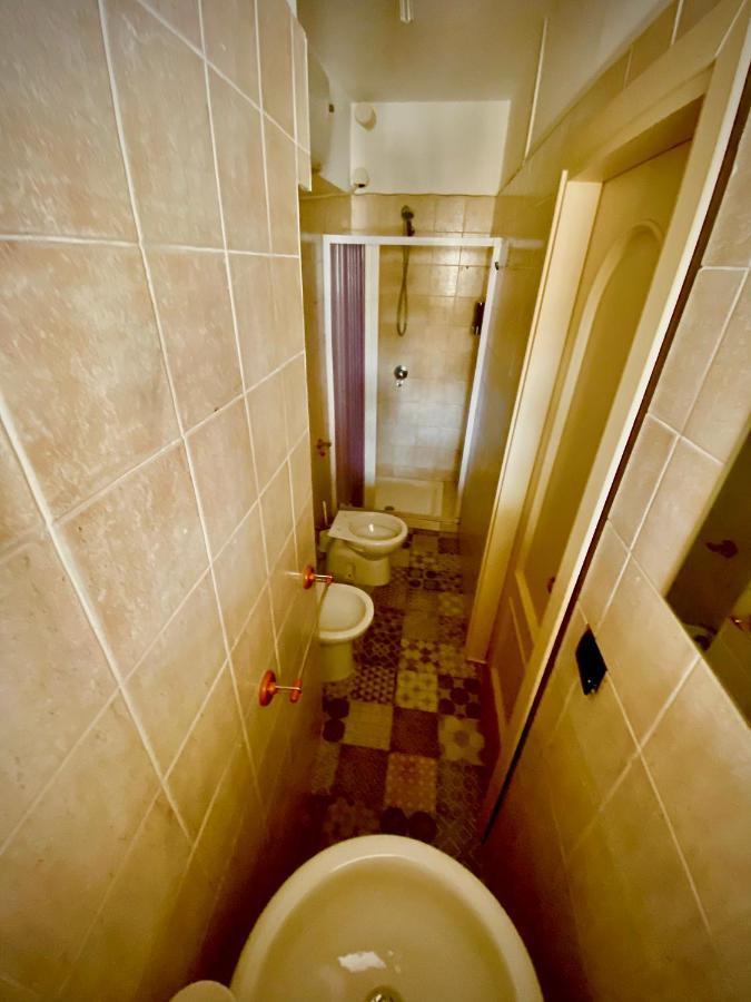 Casa Di Nonna Mia Bed & Breakfast Наполи Екстериор снимка